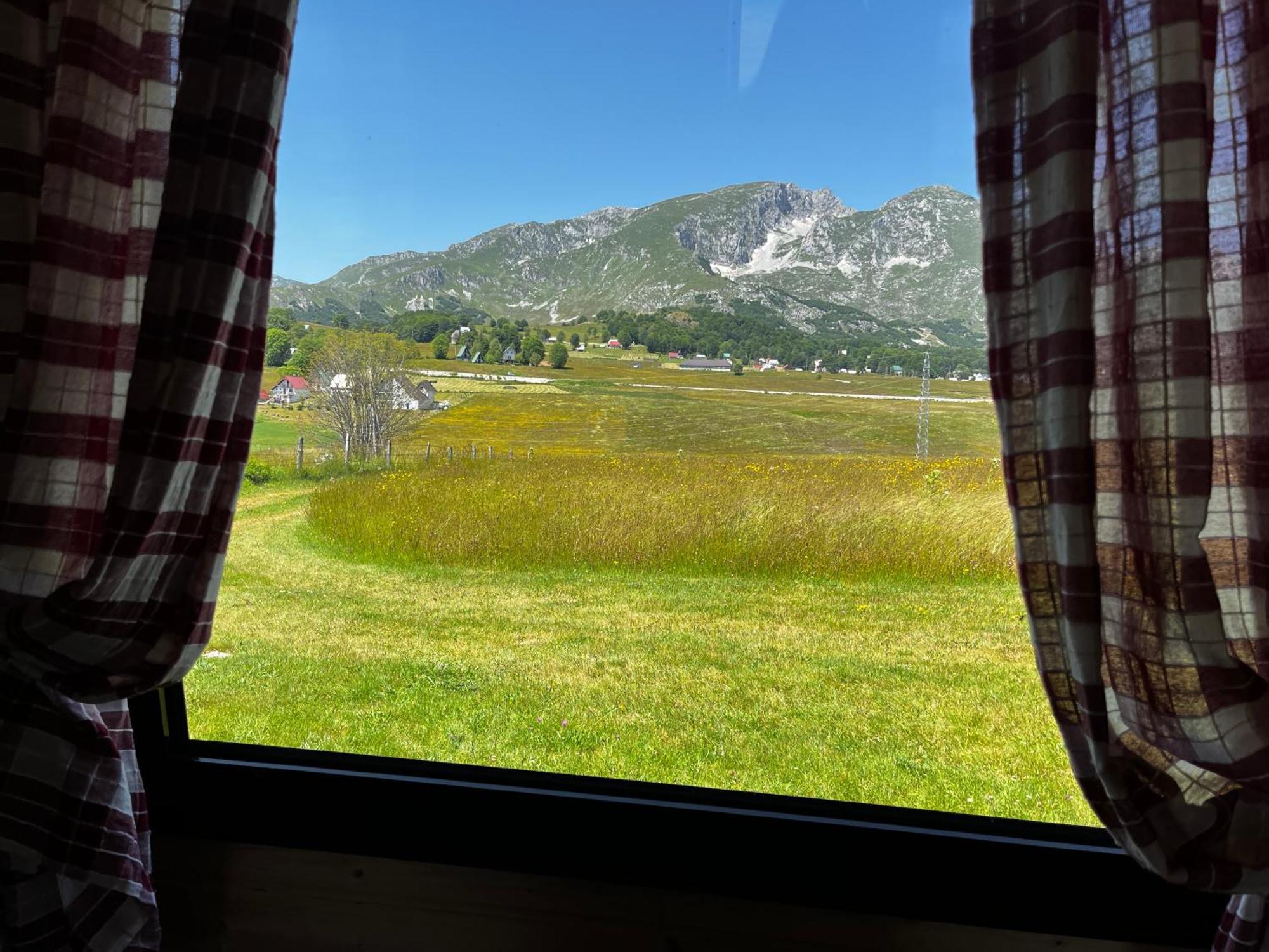 Mountain Peaceful Chalet
