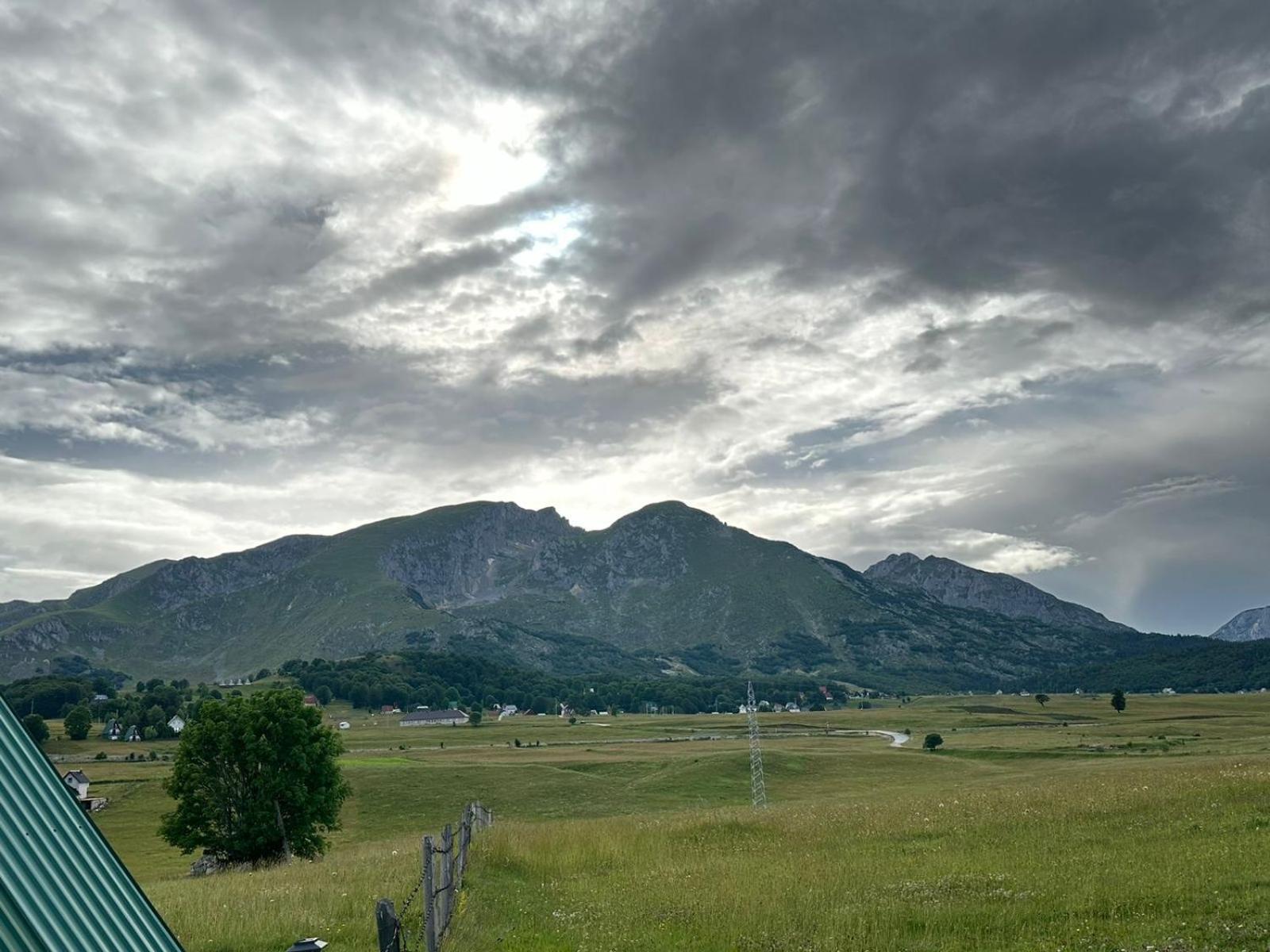 Mountain Peaceful *